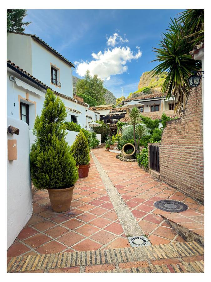 Molino Del Santo Hotel Benaoján Екстериор снимка